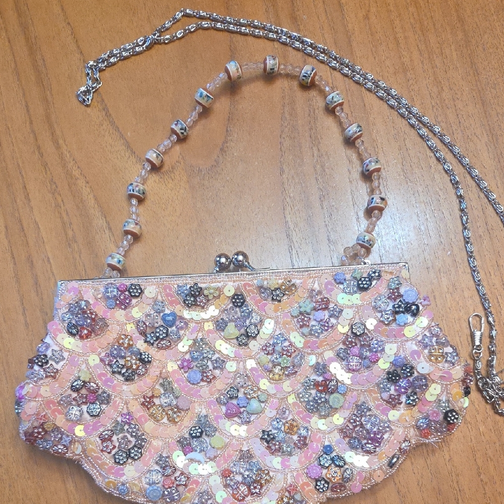 Elegant Beaded Clutch with Chain Strap
